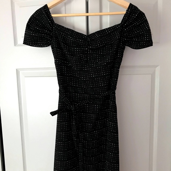 Off the Shoulder Flirty Dress - Picture 8 of 9